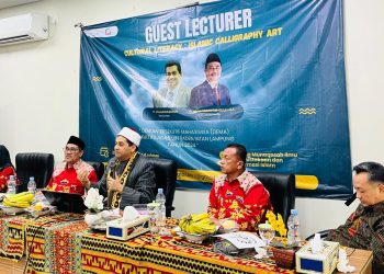 “مكانة اللغة العربية في حياة المسلمين”.. في ندوة لعالم أزهري بإندونيسيا