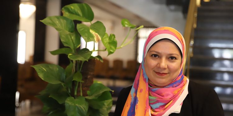 فنانة تشكيلية تؤسّس ” مبادرة اصنع أخضر” للتنمية الثقافية والمجتمعية