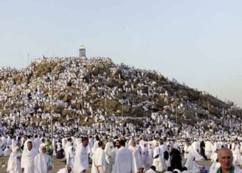 الرئيس يُشكِّل “لجنة أزمة” لمواجهة كارثة شهداء الحج!