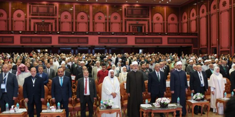 1300 آية قرآنية.. و1500 حديث تحمل إشارات لحقائق علمية