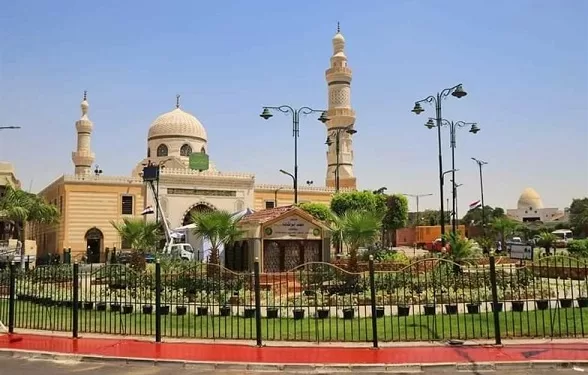 خالد الشناوي يكتب: كريمة الدارين سيدتنا السيدة نفيسة رضي الله عنها