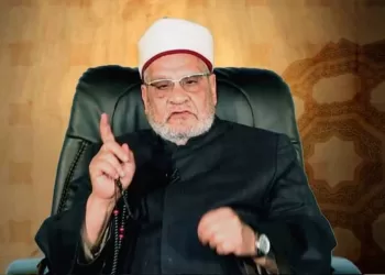 بعد أن قدما مئات الفتاوي المقروءة والمسموعة والمرئية علي مدار نص قرن.. و منعهما القانون الجديد