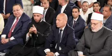 وزير الأوقاف يشهد الاحتفال بالعام الهجري الجديد بمسجد الإمام الحسين