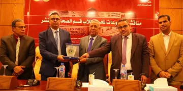 أكاديميون ورؤساء تحرير يشيدون بالتجارب الصحفية في مشروعات تخرج طلاب إعلام الأزهر