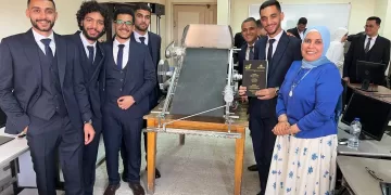طلاب هندسة شبرا اخترعوا مركبا للقضاء على ورد النيل