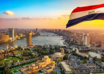 حين تشتعل النيران حولك… ماذا يفعل قلبك لمصر؟