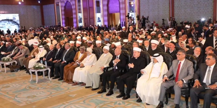 تشريعات ضبط الفتوى في العصر الرقمي.. على “مائدة” العلماء