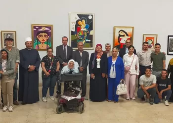 “لمسات صامدة”.. معرض فني يحتفي بذوي الهمم