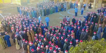 مشاهد مهيبة بـ”الجِبَّة والقُفْطَان والعِمَامة البيضاء”