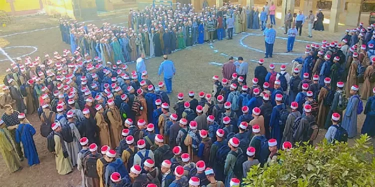 مشاهد مهيبة بـ”الجِبَّة والقُفْطَان والعِمَامة البيضاء”