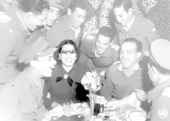 “أم كلثوم” أيقونة حرب الانتصار