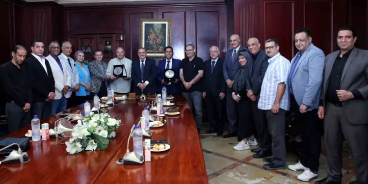 “دار الجمهورية” تحتفى بأبنائها النوابغ “فهمى والدمرداش”