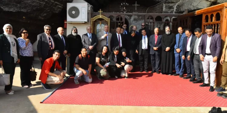 تجسيد لرسالة مصر الحضارية والروحية.. والتماسك الوطني