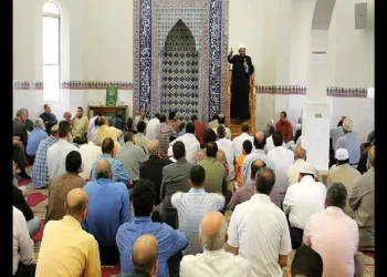 العلماء: تقديم أو تأخير صلاة الجمعة..لايخالف صحيح الدين 