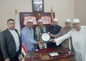 نقابة القراء تكرّم رئيس مؤسسة نماء بغمّازة الصف