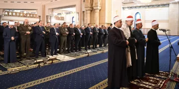 الرئيس يصلى عيد الفطر فى المشير طنطاوى