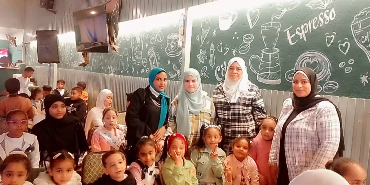 تكريم طيور الجنة