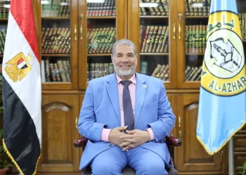 د. رمضان حسان عميد دراسا اسلامية وعربية