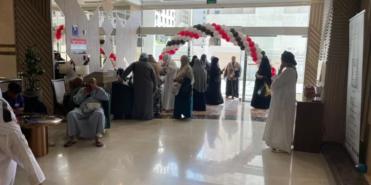 البعثة الرسمية تواصل عمليات الاستقبال والتسكين لـ”ضيوف الرحمن”