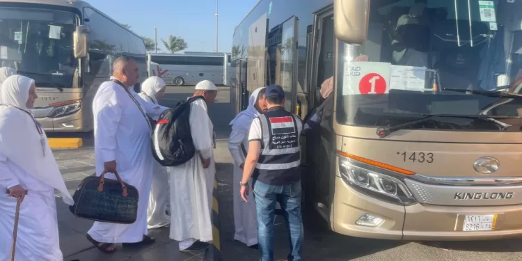حجاج بيت الله الحرام