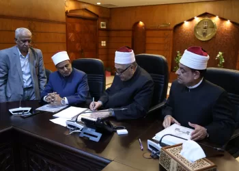 أيمن عبدالغني يعتمد نتيجة الامتحانات
