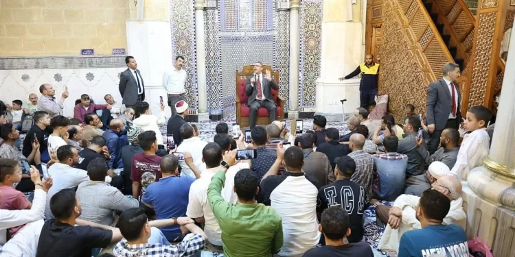 تطوّر النشاط المسجدي بندوات علمية متخصصة عقب صلاة الجمعة
