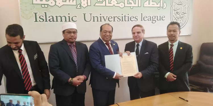 تعاون “الجامعات الاسلامية” وجامعة السلطان عبدالحليم معظَّم شاة بماليزيا