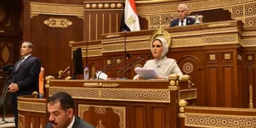 جودة الخدمة وكفاءتها.. المعيار الحقيقي لشعور المواطن بالنمو