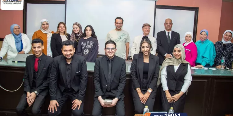 “عقيدتى” تشارك فى عُرس مشاريع التخرُّج بـ”إعلام الجامعة الحديثة”