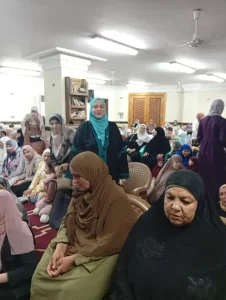 هناء حماده وسط سيدات وأطفال ايتاى البارود البحيرة