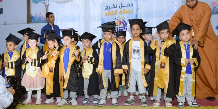 احتفال “قائد فرشوط” بتخريج دفعة جديدة من قادة المستقبل