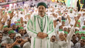 سالم الجازولى وسط أحبابه ومريديه